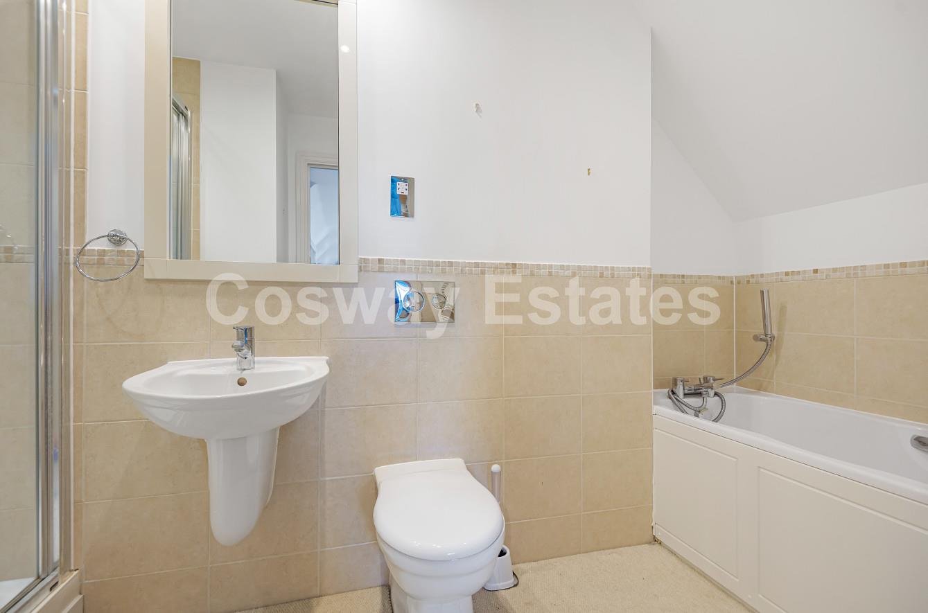 Heathside Court, High Road, Bushey Heath